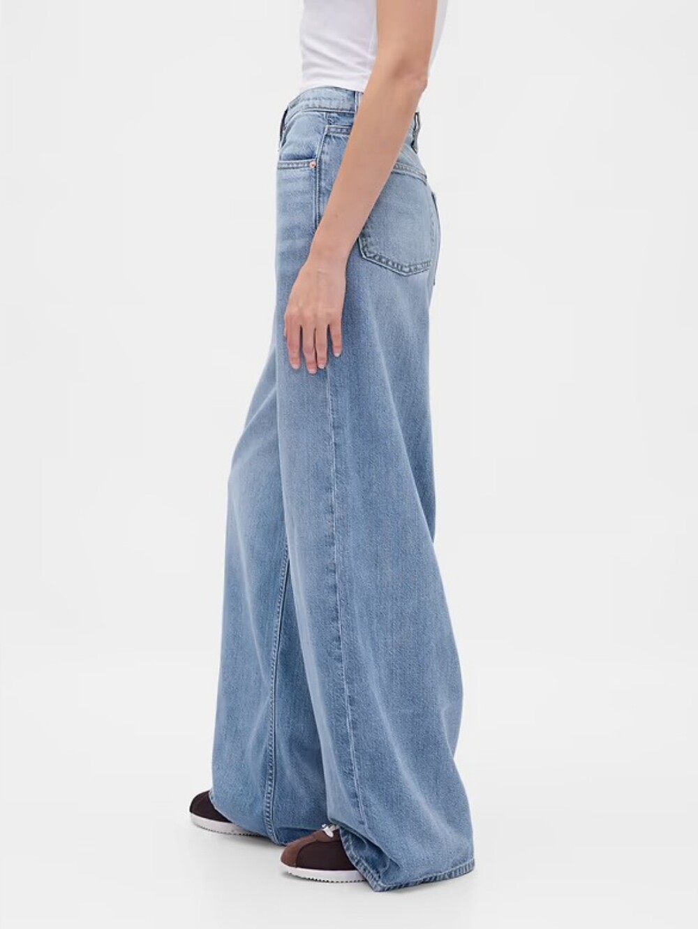 GAP Light Blue Baggy Mid-Rise Ultrasoft Denim Jeans - Picture 3 of 12